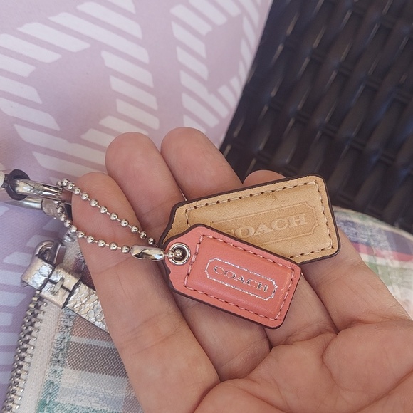 COACH Poppy Madras 6 Pc Set - Picture 3 of 16